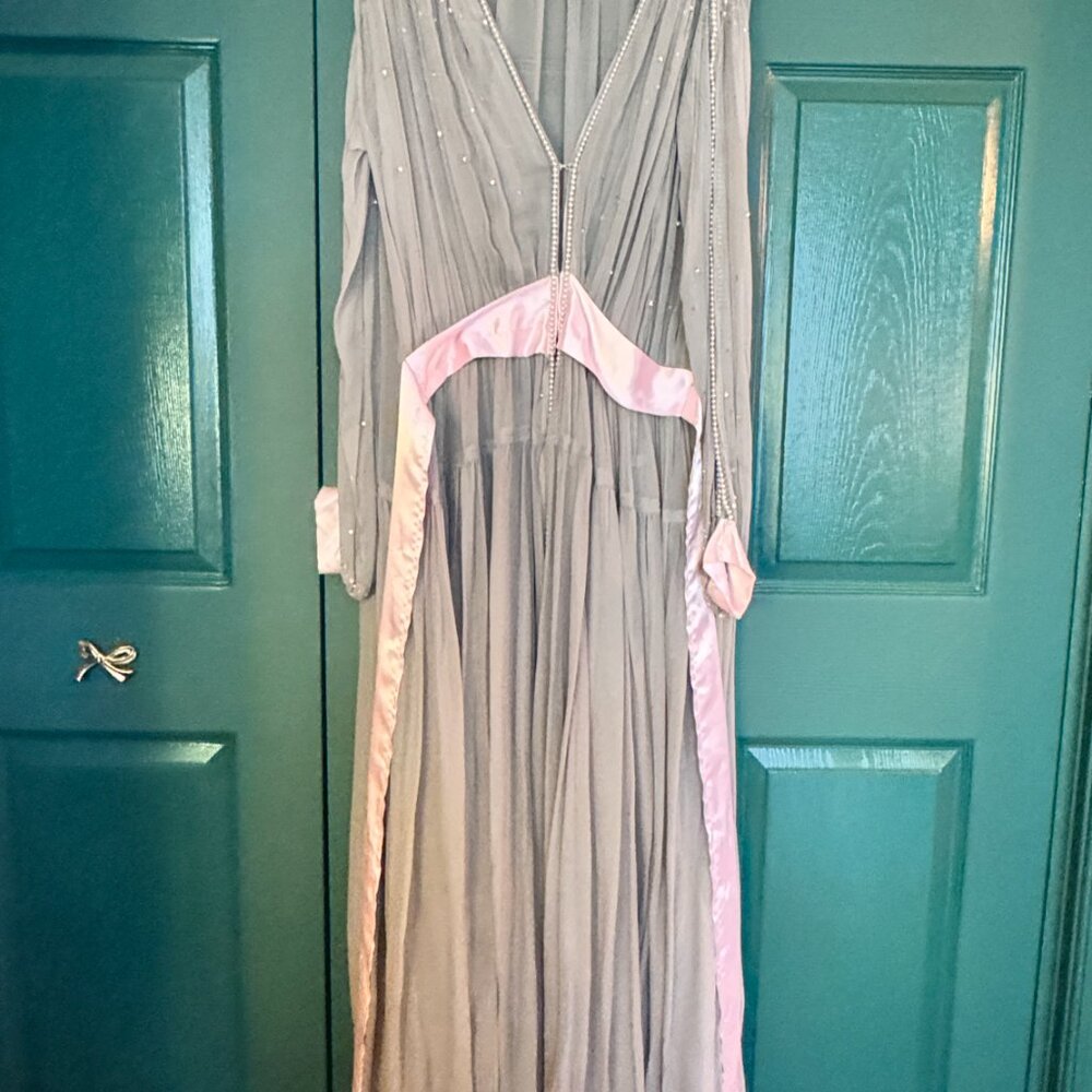 Chiffon Grey & Pink Dressing Gown - Picture 4 of 10